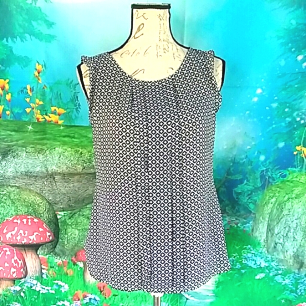 Ann Taylor Loft Pleated Top Sleeveless Shirt NWT New Med